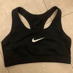 BLACK NIKE SPORTS BRA SOLD‼️ DO NOT BUY ‼️